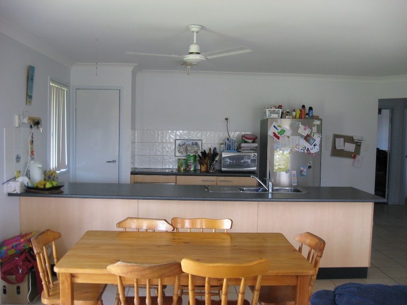25-27 Taylor Street, Oakey QLD 4401