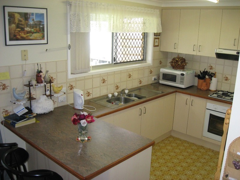 4 Wright Street, Oakey QLD 4401