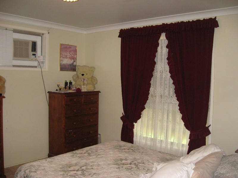 4 Wright Street, Oakey QLD 4401