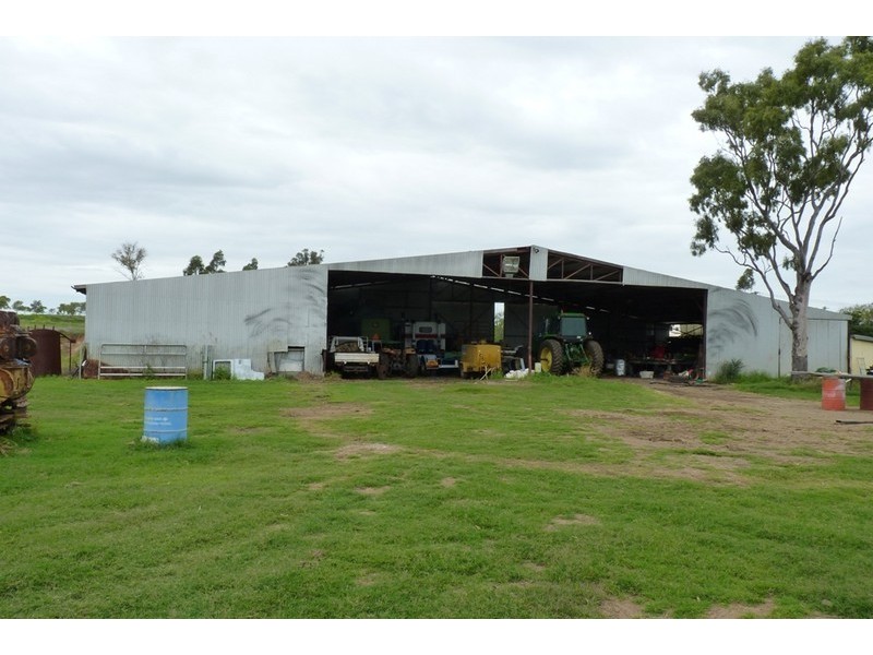 1 DEVON PARK ROAD, Oakey QLD 4401