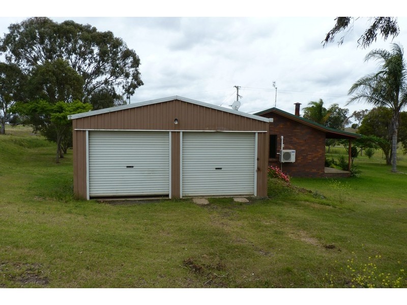 526 Oakey-Crosshill Rd, Biddeston QLD 4401