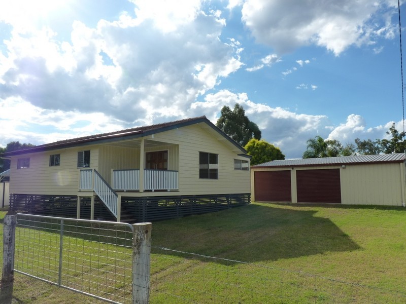 28B Cunningham Street, Oakey QLD 4401