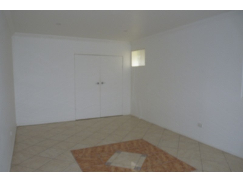 35 Desmond Lane, Oakey QLD 4401