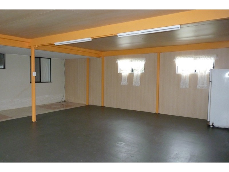 35 Desmond Lane, Oakey QLD 4401