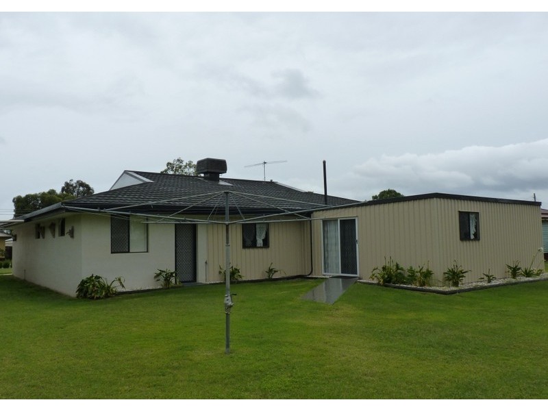 35 Desmond Lane, Oakey QLD 4401