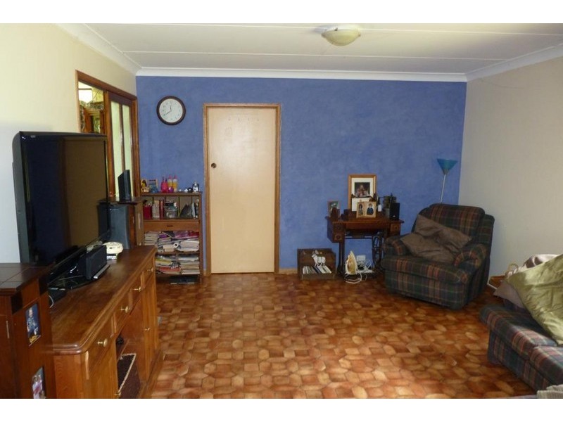 23 Wilga Ave, Oakey QLD 4401