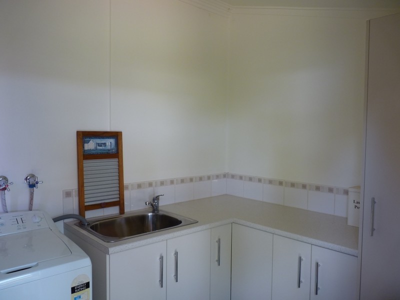 6  James Street, Oakey QLD 4401