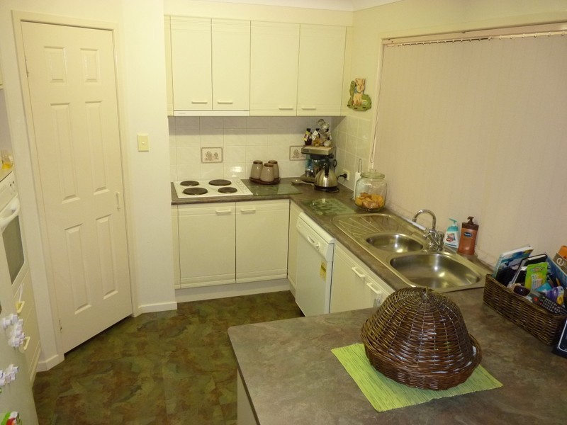 18  Joseph Street, Oakey QLD 4401