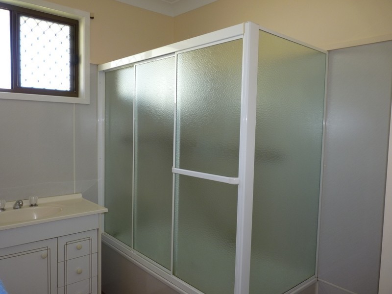 2 Aubigny Road, Oakey QLD 4401