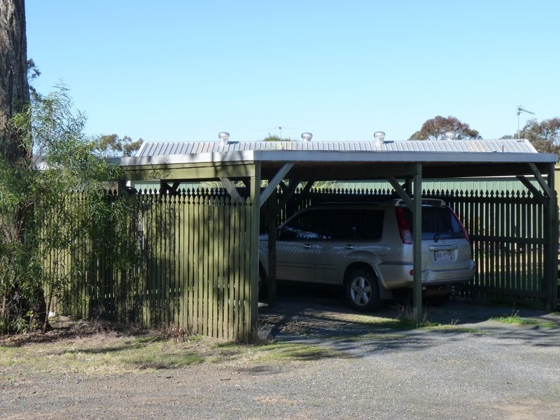 18 THOMAS STREET, Meringandan West QLD 4352