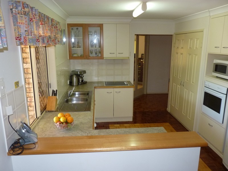 27 Hamzah Drive, Cotswold Hills QLD 4350