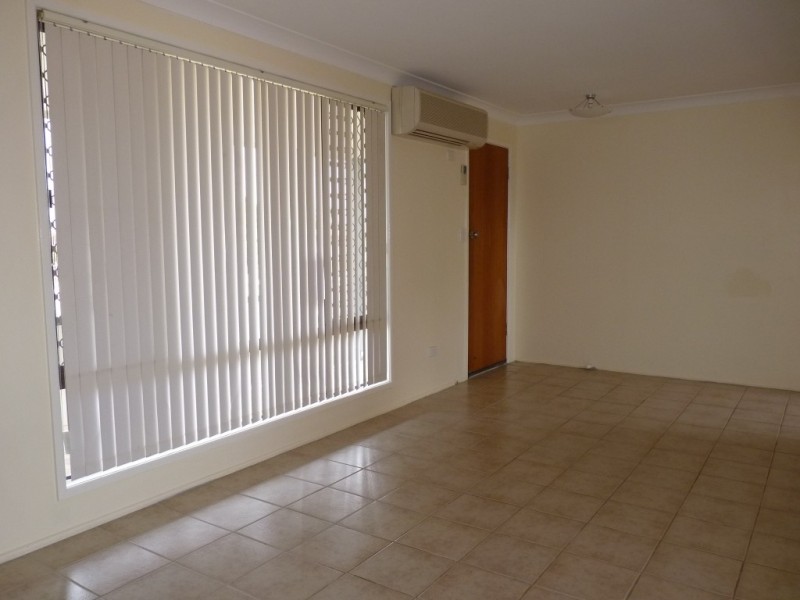 92  Proposch Street, Oakey QLD 4401