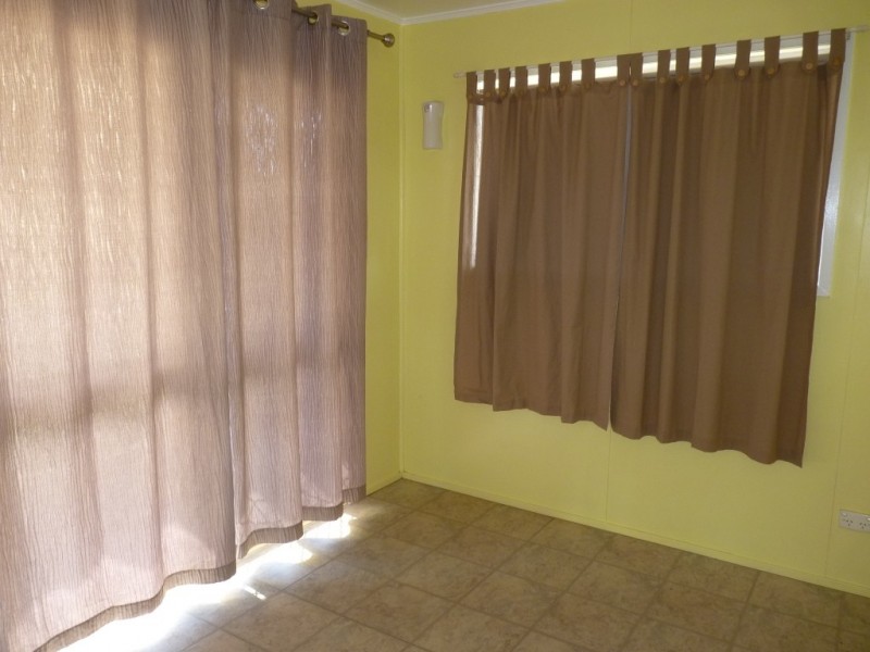 10 King Street, Oakey QLD 4401