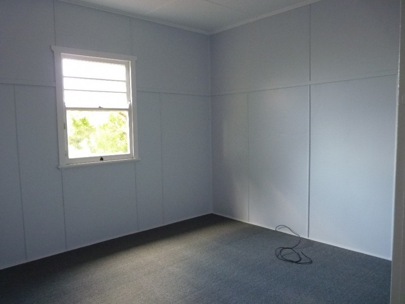 62 Beale Street, Oakey QLD 4401