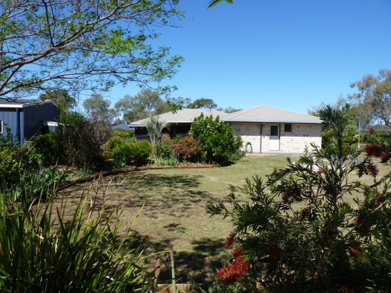 11 Langton Crescent, Oakey QLD 4401