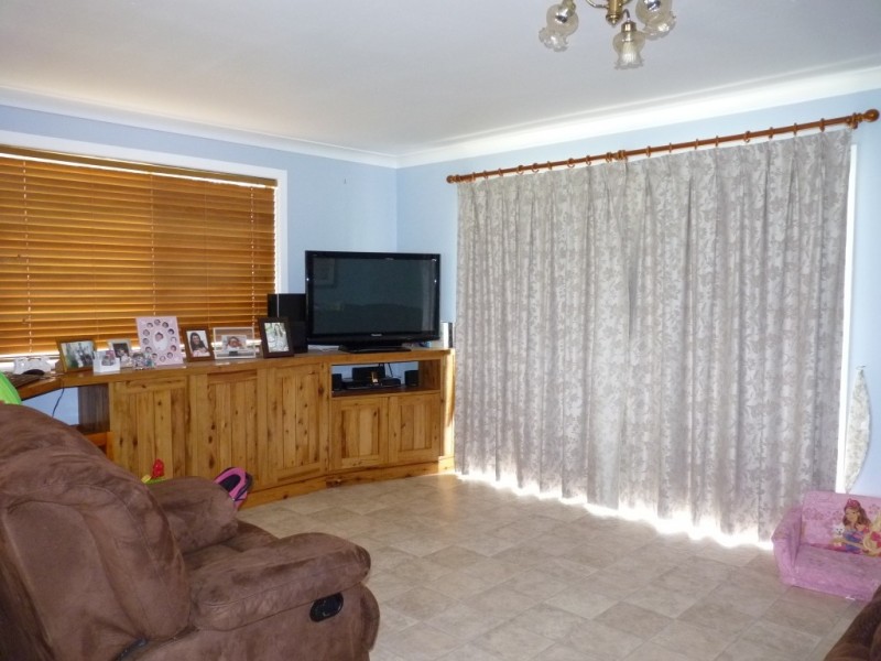 19 Progress Street, Quinalow QLD 4403