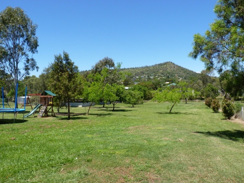 42 Glencoe Road, Kingsthorpe QLD 4400