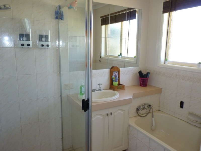 42 Glencoe Road, Kingsthorpe QLD 4400