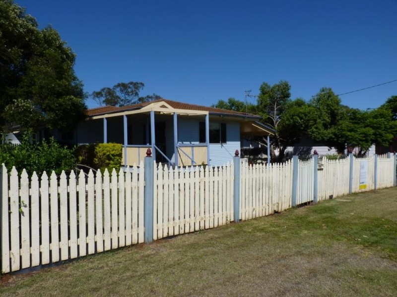 41 Milligan Street, Oakey QLD 4401