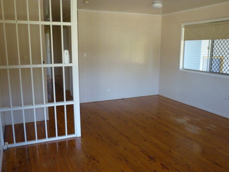 41 Milligan Street, Oakey QLD 4401