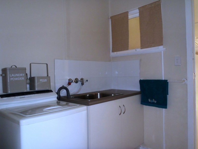 58 Cheetham Street, Cecil Plains QLD 4407