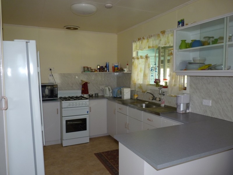 34 Milligan Street, Oakey QLD 4401