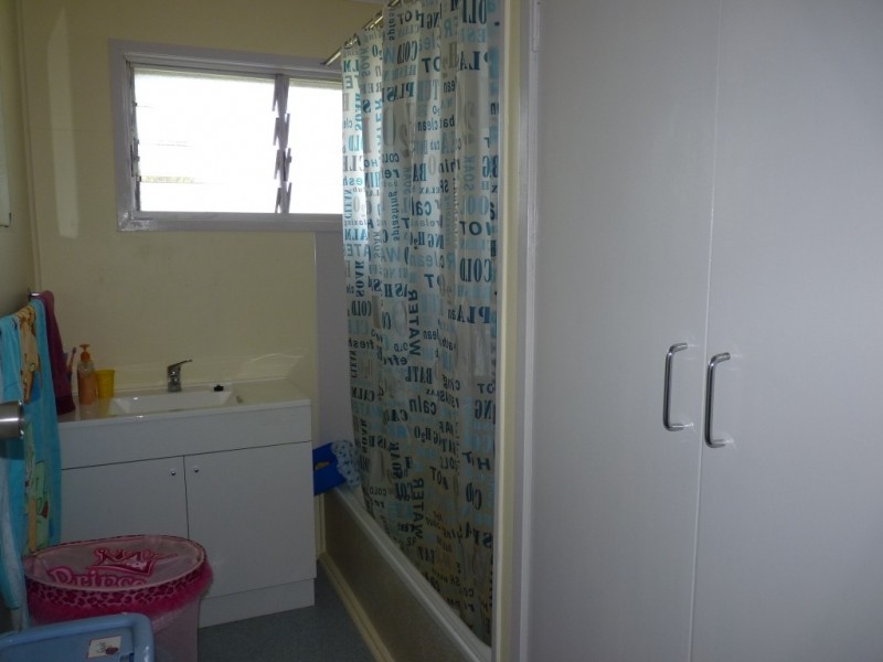 34 Milligan Street, Oakey QLD 4401