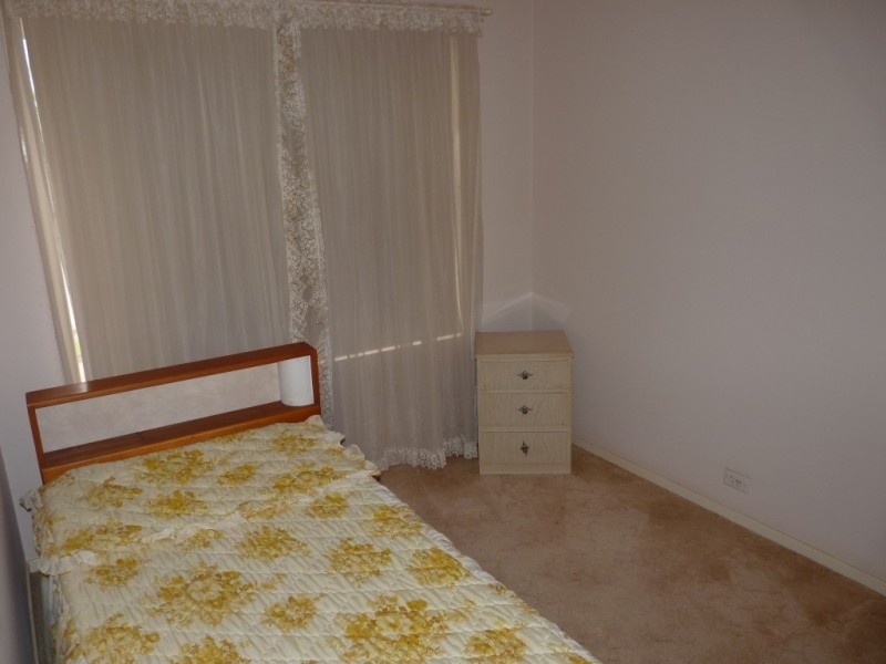 6 Cooper Avenue, Oakey QLD 4401