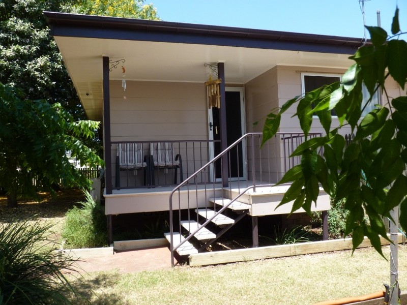 5 King Street, Oakey QLD 4401