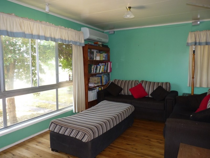 5 King Street, Oakey QLD 4401