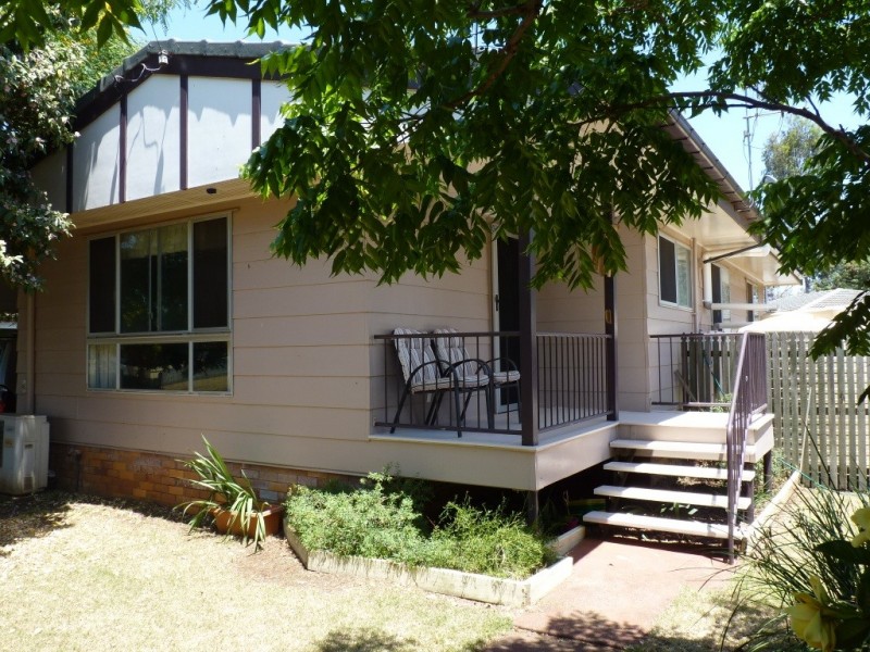 5 King Street, Oakey QLD 4401