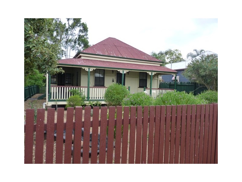 152 Kent Street, Oakey QLD 4401