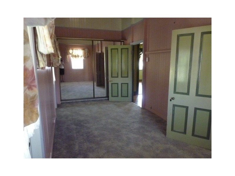 152 Kent Street, Oakey QLD 4401