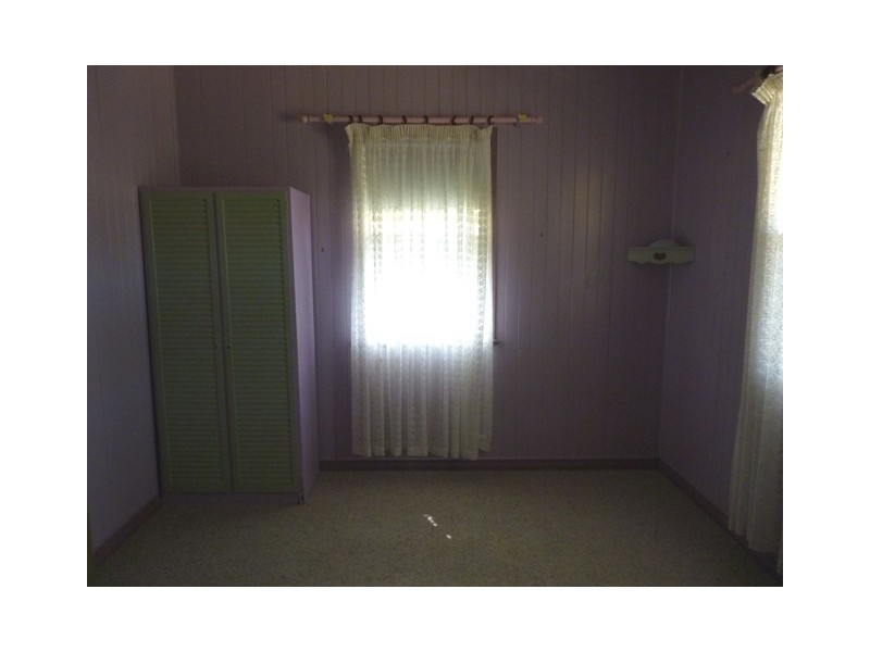 152 Kent Street, Oakey QLD 4401