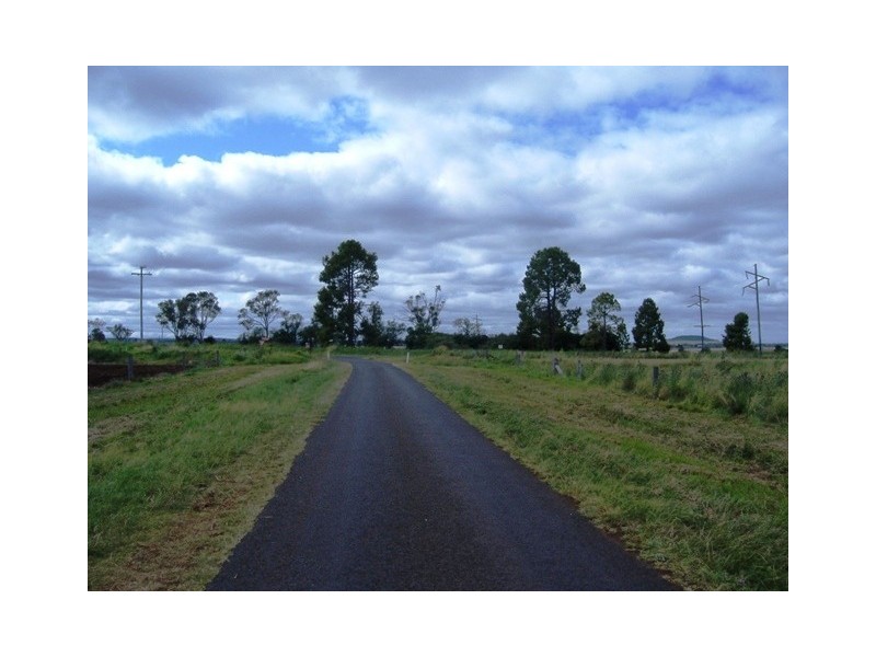 5149 Clifton-Gatton Road, Headington Hill QLD 4361