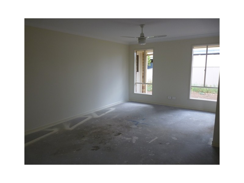 21 Donely Street, Oakey QLD 4401