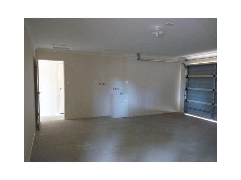 21 Donely Street, Oakey QLD 4401