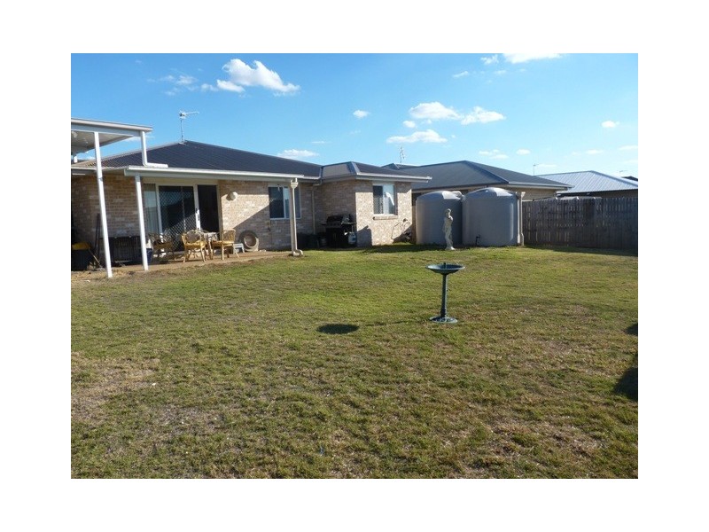 5 Clive Street, Oakey QLD 4401