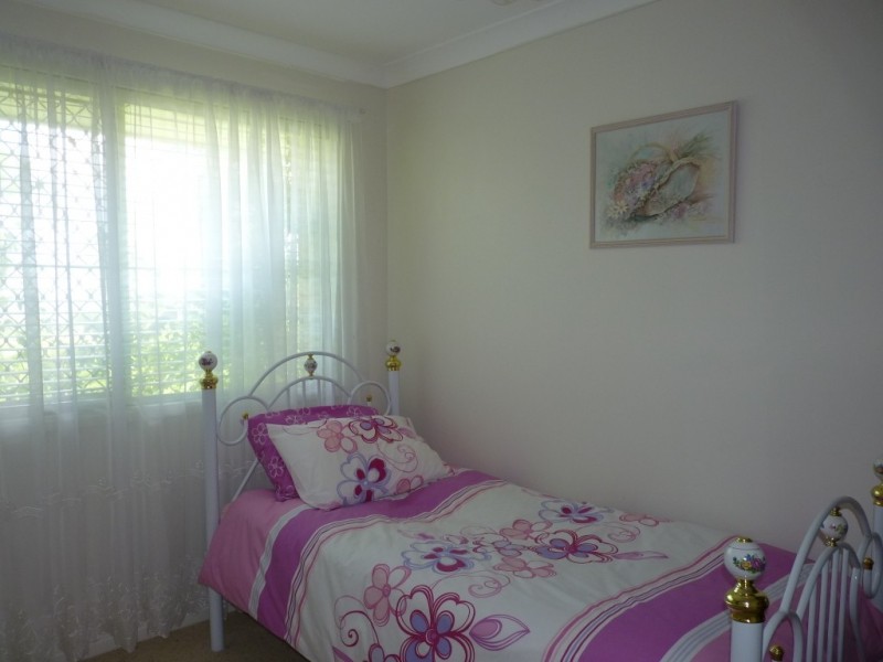 6 Hastings Road, Oakey QLD 4401