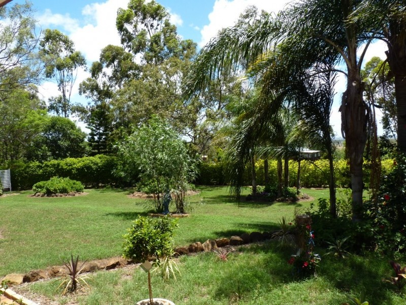 6 Hastings Road, Oakey QLD 4401