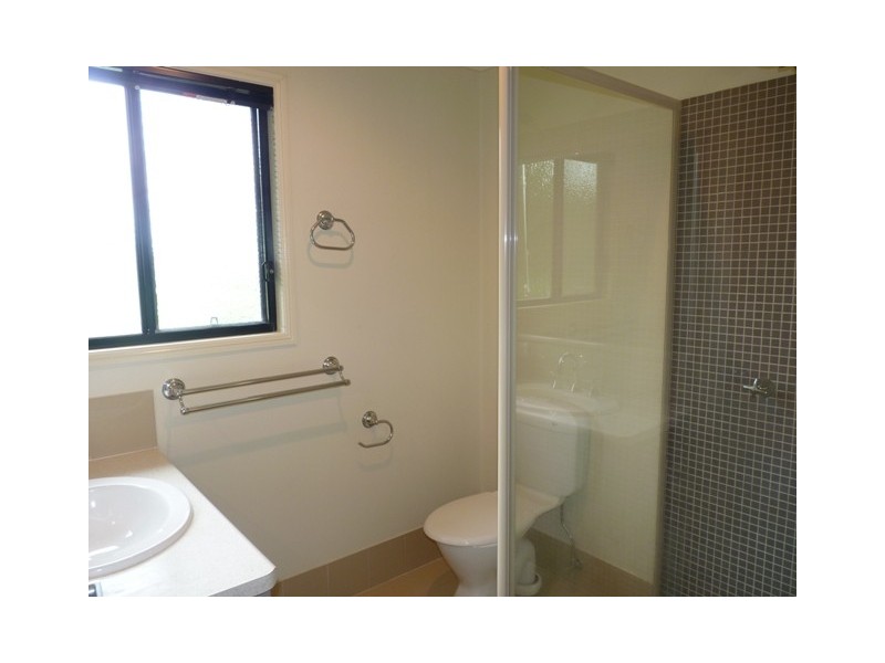 10 Jackson Close, Highfields QLD 4352