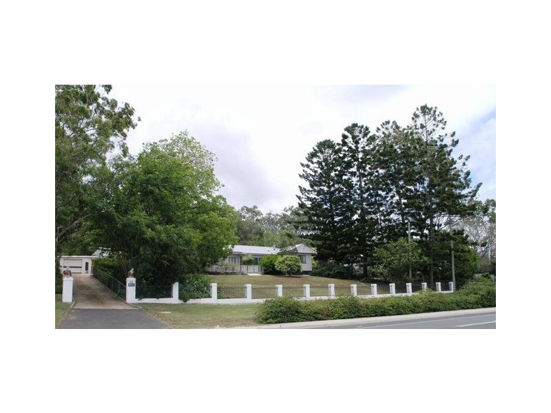 42 Toowoomba Road, Oakey QLD 4401