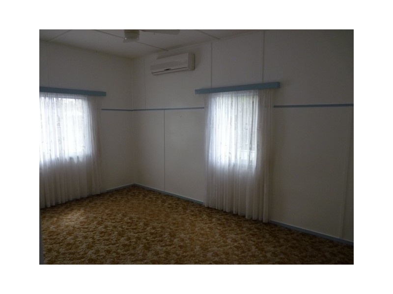 64 Geraghty Street, Cecil Plains QLD 4407