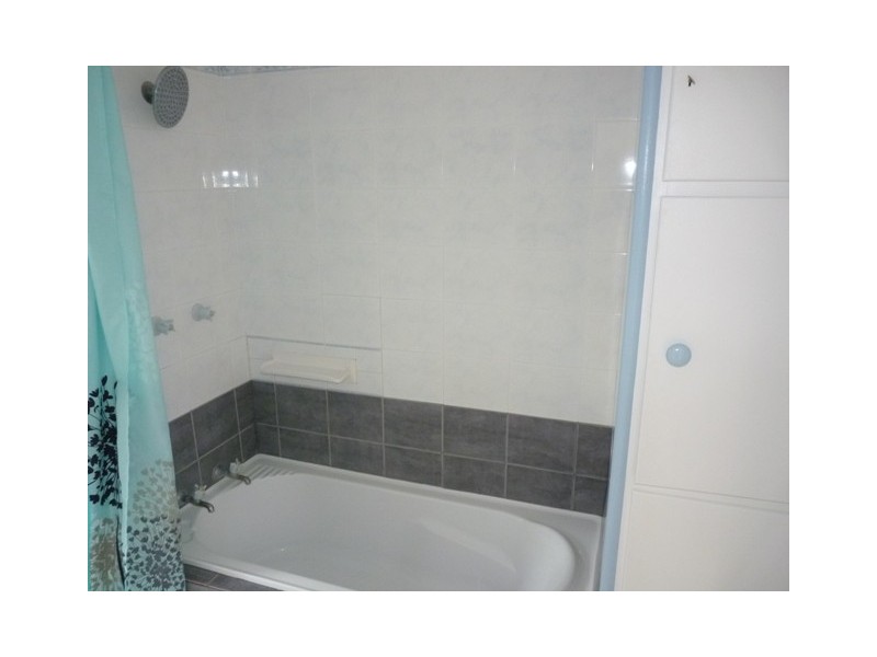 64 Geraghty Street, Cecil Plains QLD 4407