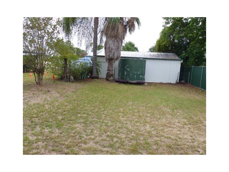 64 Geraghty Street, Cecil Plains QLD 4407