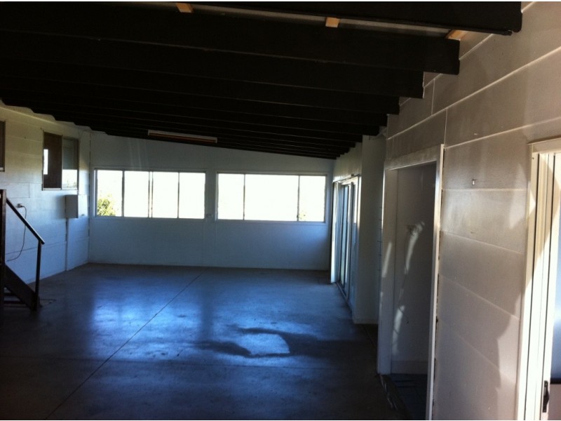 15 LOUTTIT CT, Gowrie Mountain QLD 4350