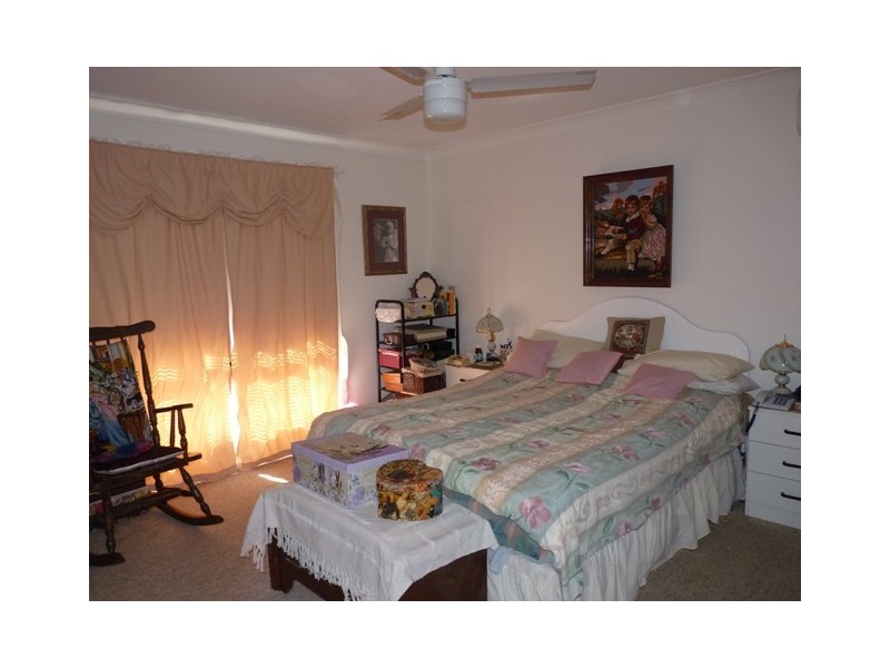 22 Weise Street, Oakey QLD 4401