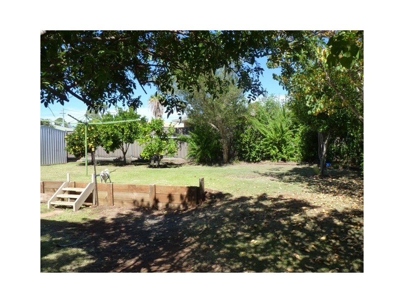 22 Weise Street, Oakey QLD 4401