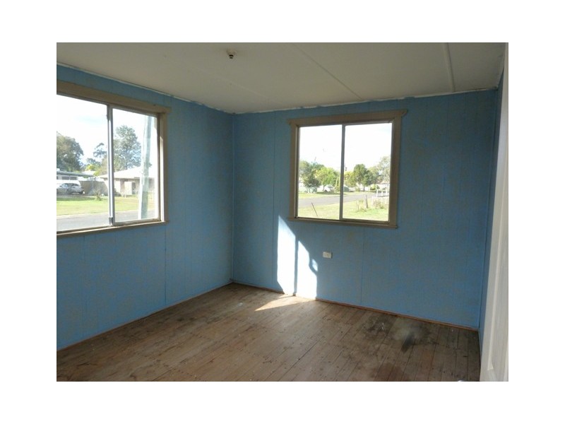 17 Rome Street, Oakey QLD 4401