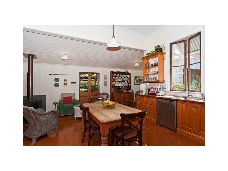 937 Cambooya Felton Road, Cambooya QLD 4358